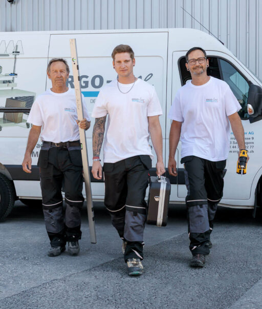 ERGO-line Monteure im Einsatz